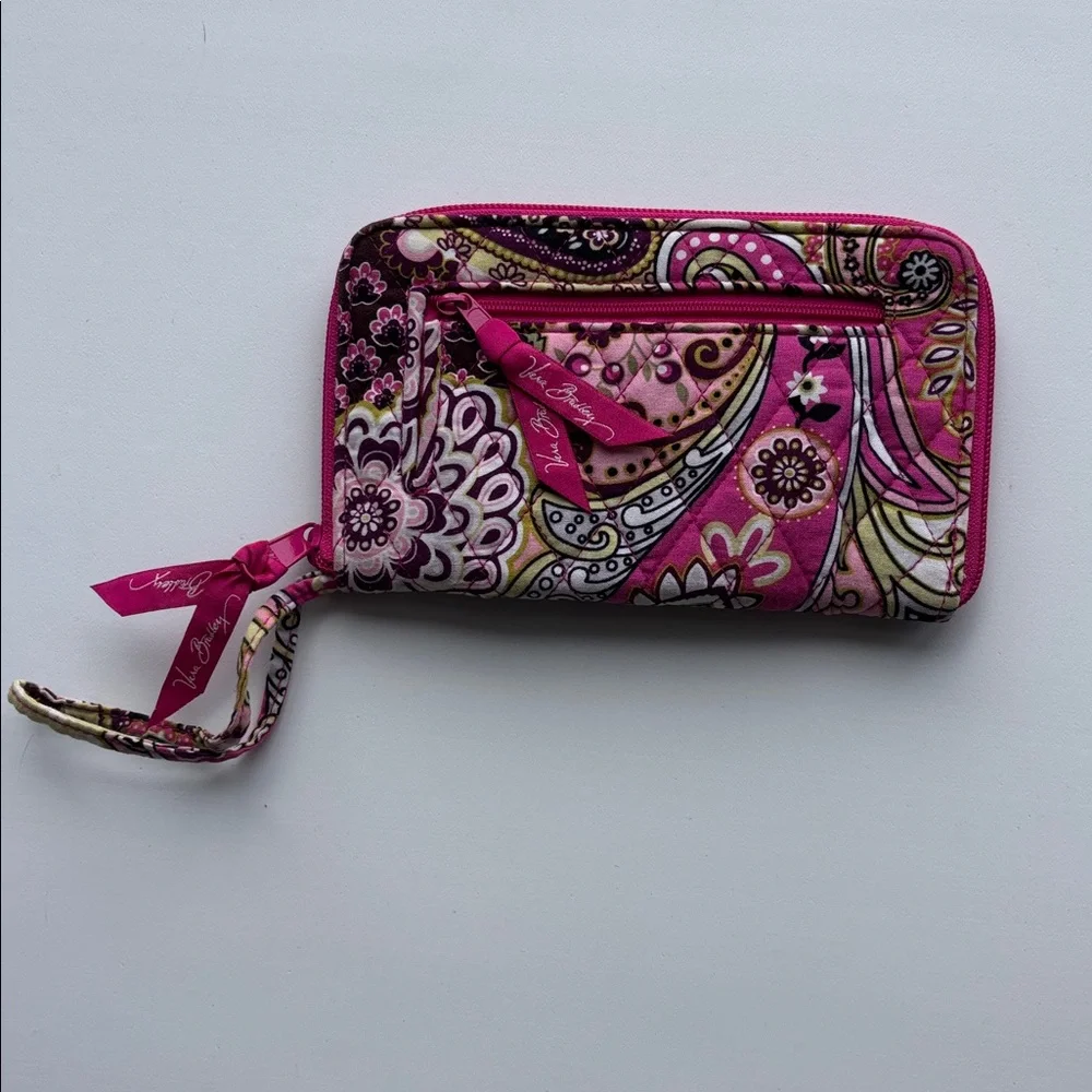 Vera Bradley Pink and White Quilted Pot Holder - Picture 5 of 5